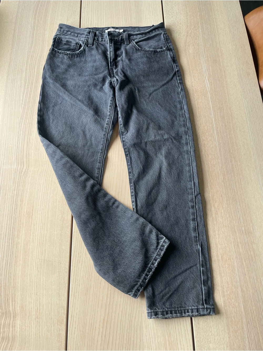 Levi’s Dark wash Middy Straight Jeans size 27 ladies Levi jeans straight leg